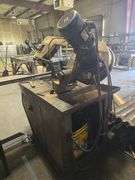 FMB FABRICA MACHINE BERGAMO INDUSTRIAL BAND SAW MODEL TRITON 220V 50HZ 1.1KW 290Kg BOLTED INTO GROUND