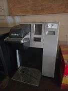 KEURIG K150 SINGLE CUP COFFEE BREWER WITH PODS INCLD.