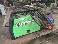 TITANIUM, MIG 170 WELDER COMPLETE WITH WELDING HELMET INCLD.