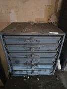 METAL SMALL HARDWARE ORGANIZER WITH 6-DRAWERS FILLED WITH ORGANIZED HARDWARE APROX 15"x12"x16"
