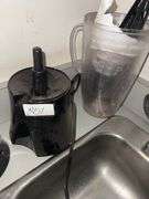HAMILTON BEACH BLACK JUICER