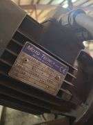 FMB FABRICA MACHINE BERGAMO INDUSTRIAL BAND SAW MODEL TRITON 220V 60HZ 1.1KW 290Kg WITH BREAKER BOX **Hard wired & anchored in floor