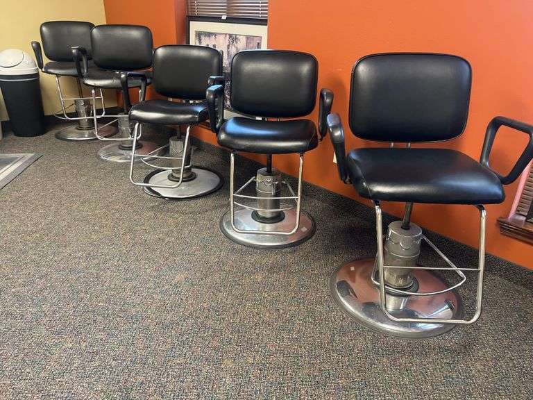 KAEMARK W-60 WESTFALL HYDRAULIC STYLING CHAIR BLACK RETAIL $787