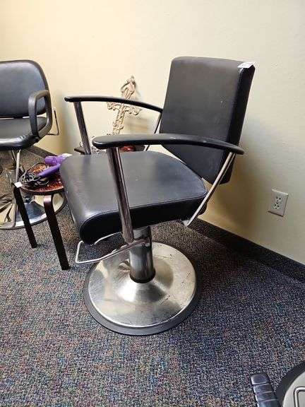 SAVY SALON BLACK HYDRAULIC SALON STYLING CHAIRS IN VARIOUS STYLES