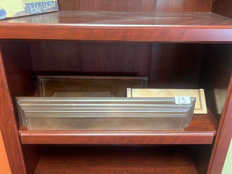 WALL HANGING WOODEN SHELVES VARIOUS COLORS AND LENGTHS