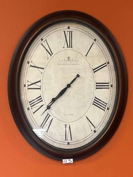GLENMONT CLOCK CO. ROMAN NUMERAL LARGE WALL CLOCK APROX 2' x 2.5'H