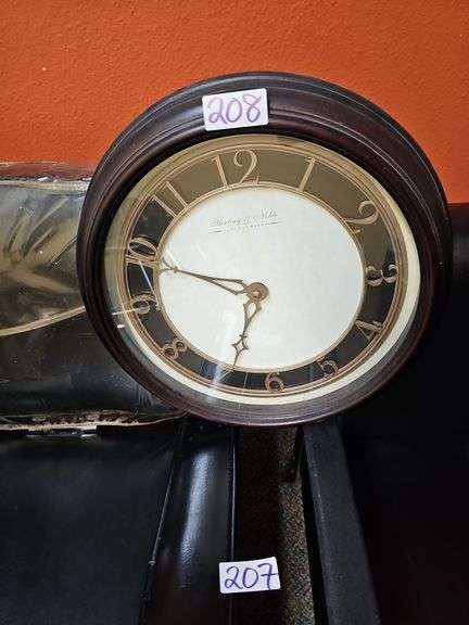 STERLING & NOBLE CLOCK CO LARGE PRINT WALL CLOCK APROX 1.5'