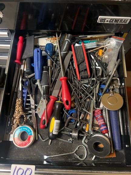WIDE VARIETY OF HAND TOOLS INCLUDING HEX KEYS, DRIVERS, SCRAPPERS, HARDWARE ECT