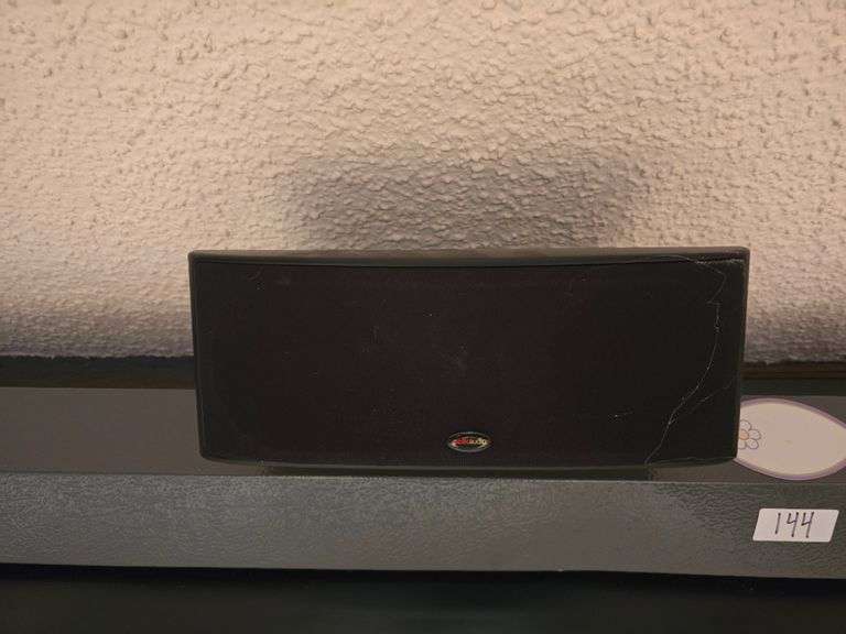 Polk Audio sound system with powered subwoofer RM6750 Corner speakers RM6761 and front speaker