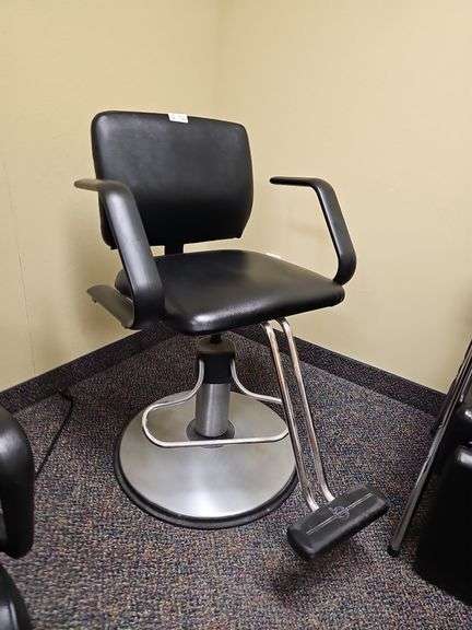 BELVEDERE CORP. TARA BLACK HYDRAULIC STYLING CHAIR SA12A FIESTA REEF EURO FOOTREST-S