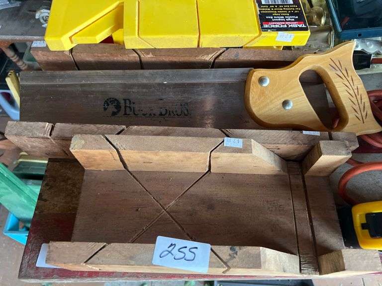 buck bros hand saw with wooden and plastic miter box incld.