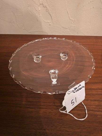 Vintage Fostoria footed glass dish aprox 8"dia