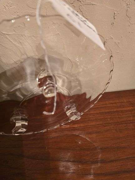 Vintage Fostoria footed glass dish aprox 8"dia