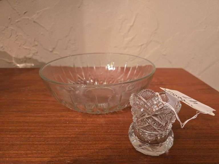 Crystal bowl aprox 7.5"dia & crystal toothpick holder aprox 2.5"h