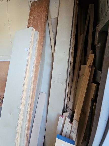 WIDE VARIETY OF SOLID WOOD PLANKS IN A VARIETY OF SIZES, LENGTHS RANGE FROM 25" - 9'