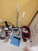 QUICKE SMALL BROOM AND DUSTPAN SET