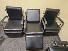 BLACK SALON RECLINING WAXING CHAIR