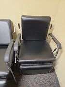 BLACK SALON RECLINING WAXING CHAIR