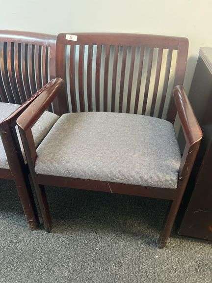 KIMBALL INTERNATIONAL STATIONARY SOLID WOOD CHAIR WITH PADDED SEAT APROX 23"x22"x33" MODEL: 83309 FINISH: 68