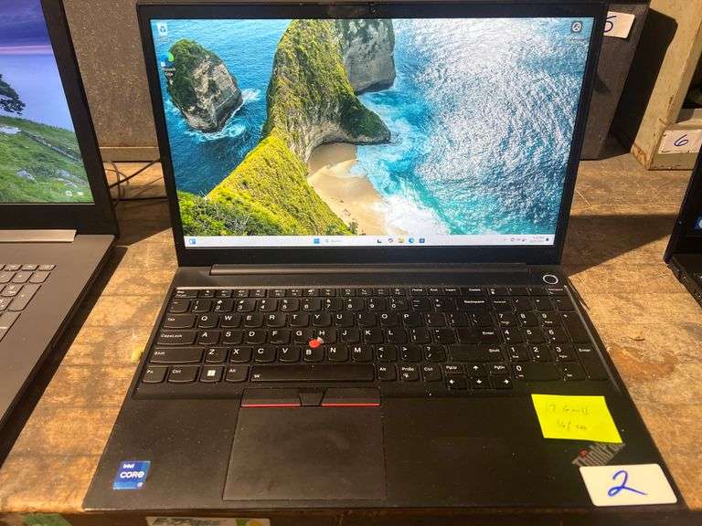 LENOVO THINKPAD E15 LAPTOP W/INTEL CORE i7 GEN 11 , POWERS ON & UNLOCKED