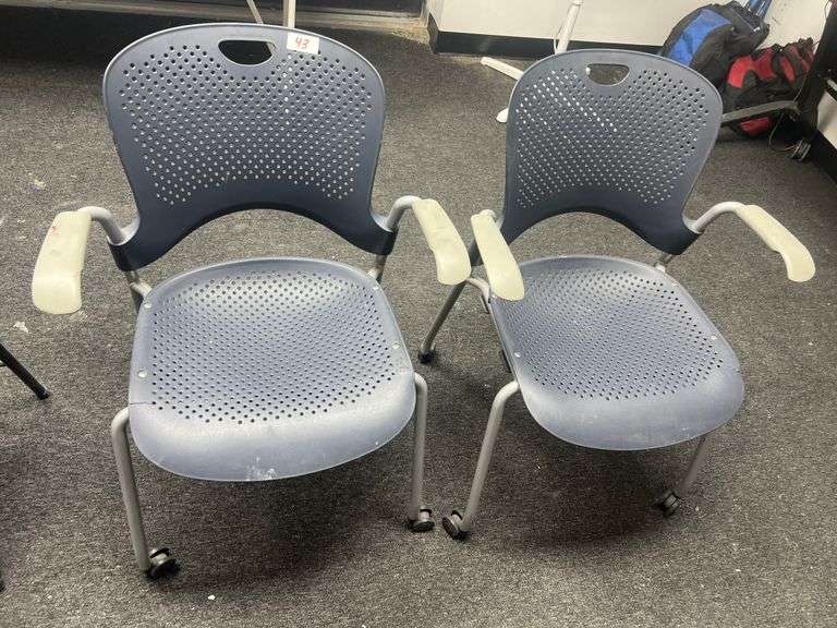 ROLLING ECONOMY OFFICE CHAIR PN: 178836