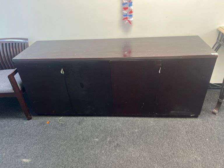 SOLID WOOD 4-DOOR CABINET APROX 6'x20"x29"