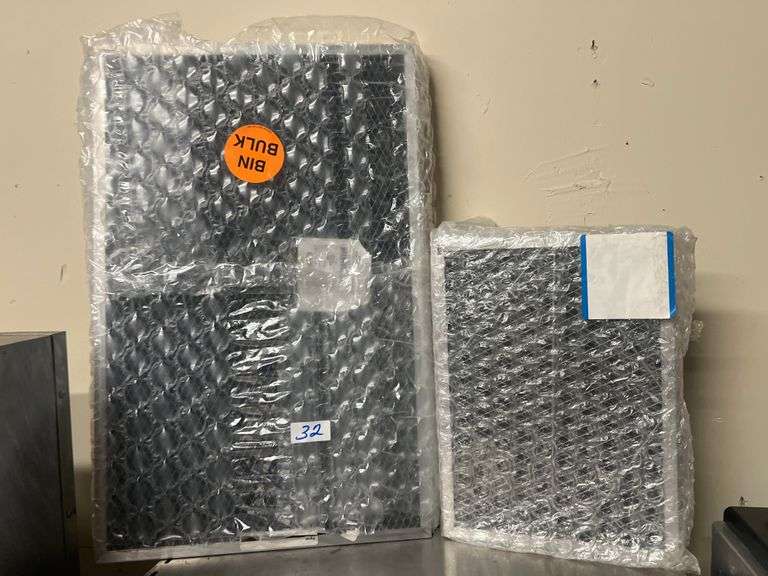 INDUSTRIAL MESH FILTERS INCLUDING APROX 2' AND 1'