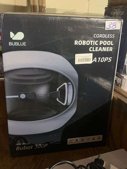 BUBLUE CORDLESS ROBOTIC POOL CLEANER A10PS MODEL BUBOT 300P
