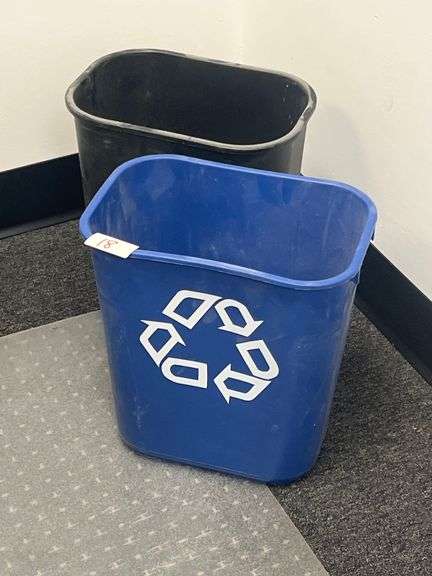 SMALL OFFICE TRASH BINS