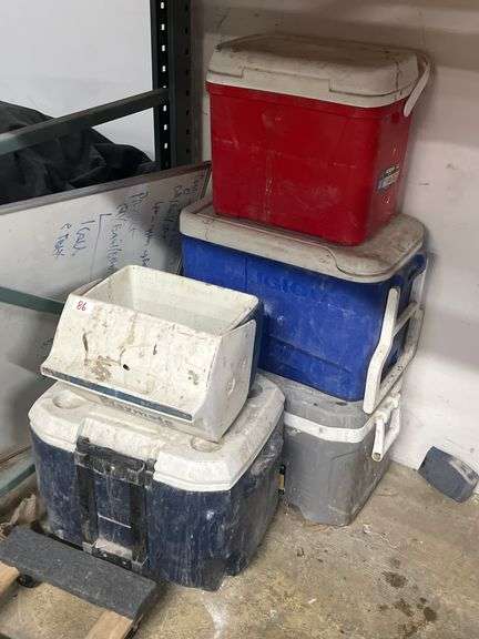 VARIETY OF ICE CHESTS