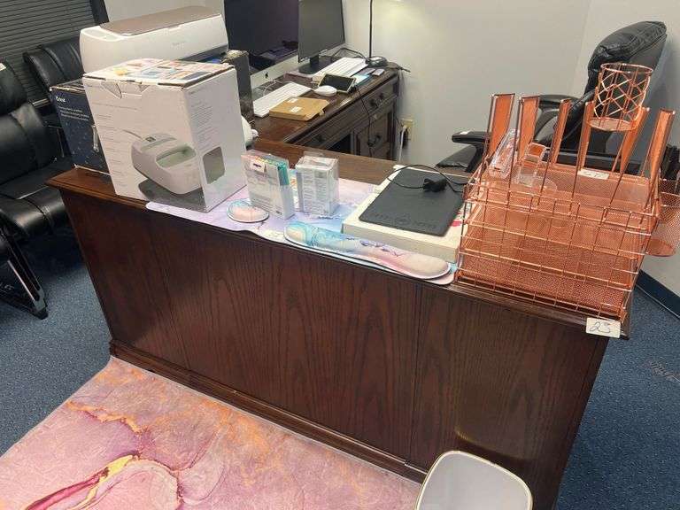SOLID WOODEN L-SHAPED LOCKING OFFICE DESK WITH 5-DRAWERS, SINGLE DOOR APROX 5.5'x6'x21" KEYS INCLUDED!
