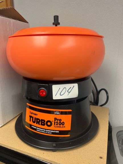 LYMAN TURBO PRO 1200 TUMBLER