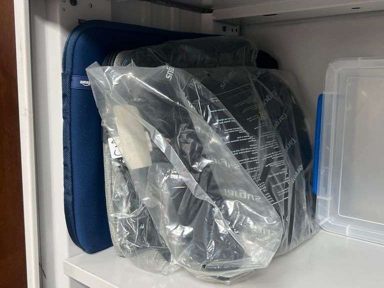 LAPTOP CASES INCLUDING TARGUS TSS851-71; ALIENWARE 13" VINDICATOR SLEEVE 2.0; MERKURY & AMAZON BASICS