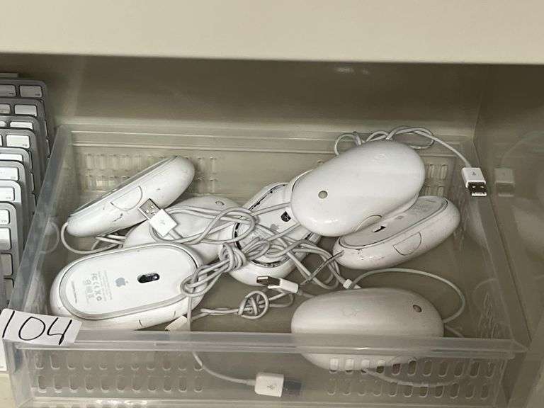 APPLE USB OPTICAL MOUSE MODEL A1152