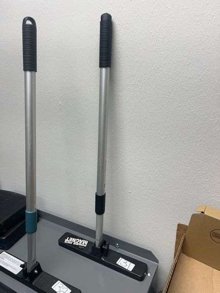 HILLMAN POWER PICK MAGNET WITH TELESCOPING POLE