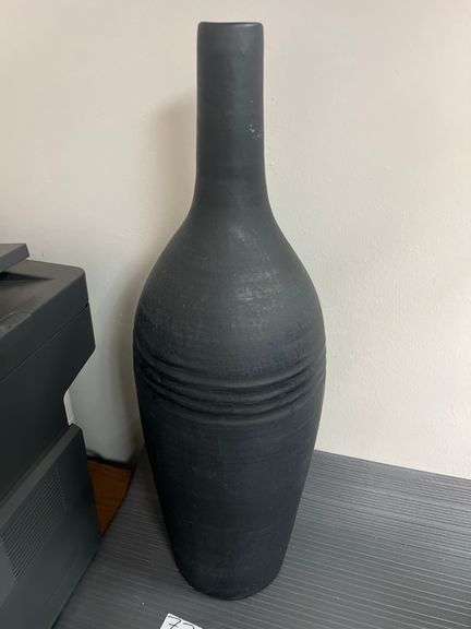 IKEA OF SWEDEN 0629 TALL HEAVY VASE MADE IN VIETNAM APROX 20"H