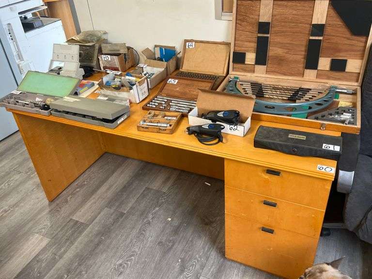 SOLID WOODEN 3-DRAWER DESK APROX 67"x30"x29"