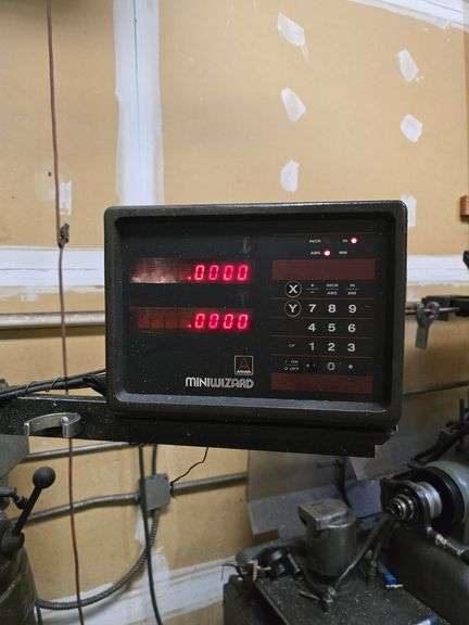 ALLIANT MEEHANITE 1-1/2TMV METAL MILLING MACHINE WITH MINI WIZARD DIGITAL SCREEN * VISE NOT INCLD.