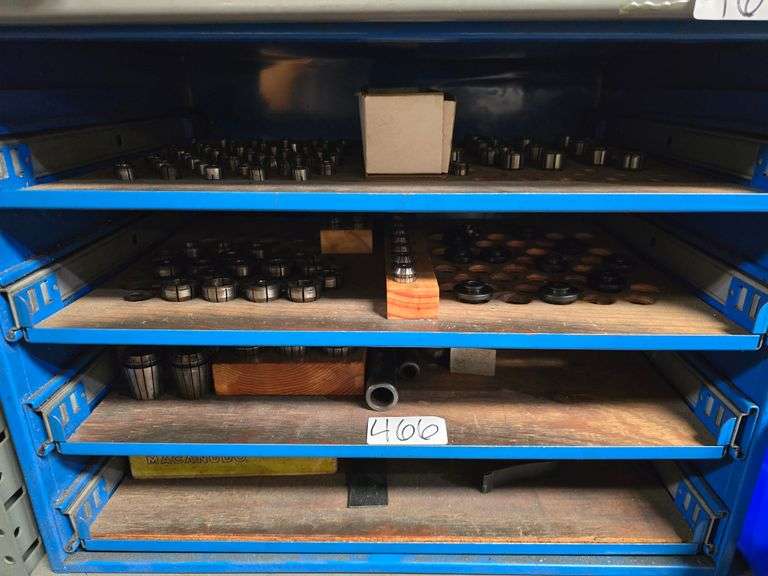 WIDE ARRAY OF COLLETS IN METAL ORGANIZER