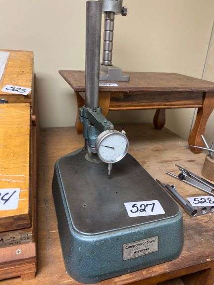 MITUTOYO COMPARATOR STAND 215-620 BS-20