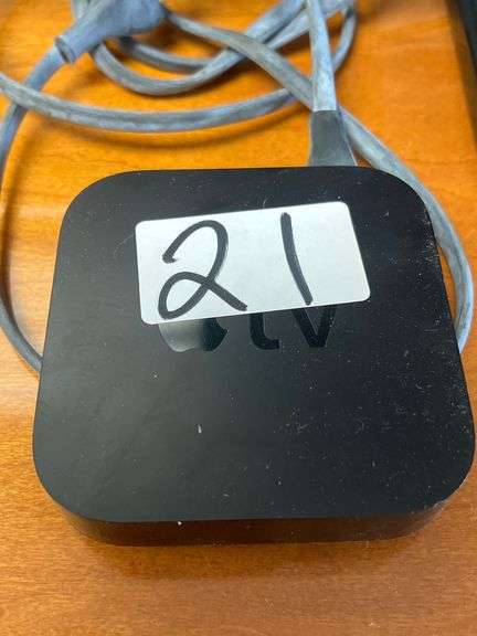 APPLE TV SMART STREAMING DEVICE MODEL A1469 WITH POWER CABLE