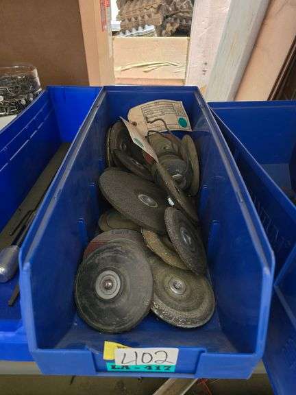 CUT-OFF WHEELS IN VARIOUS SIZES / GRITS WITH BIN INCLUDED
