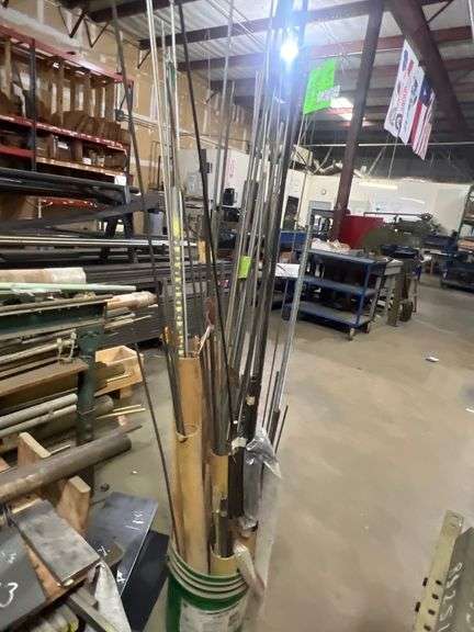 FERROUS & NON-FERROUS METAL STOCKS INCLUDING FLAT, ROUND SOLID & HOLLOW, THREADED