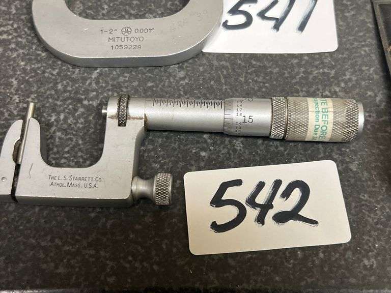 THE LS. STARRETT CO. NO. 220 MICROMETER