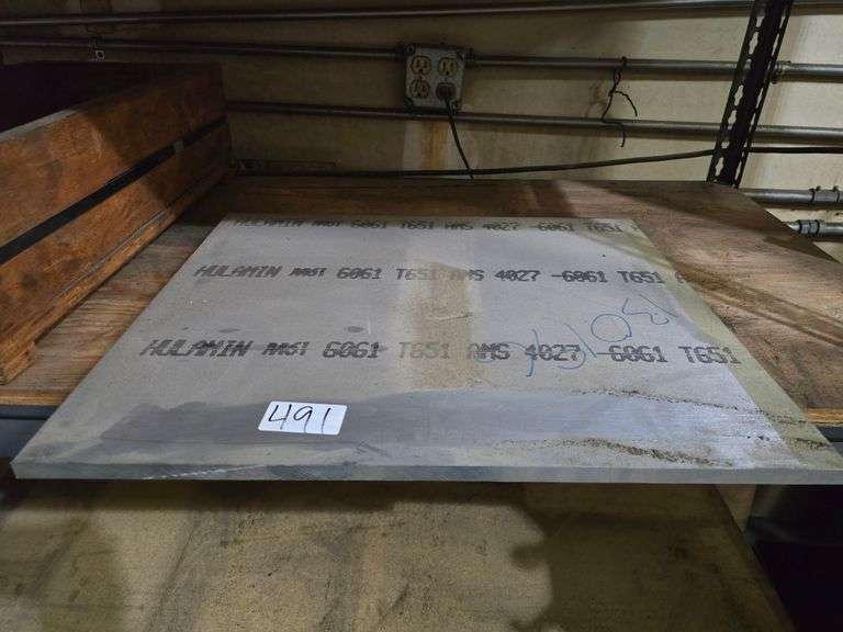HULAMIN MSI 6061 T651 ANS 4027-6061 METAL SHEET APROX 22"x19"x1/2"