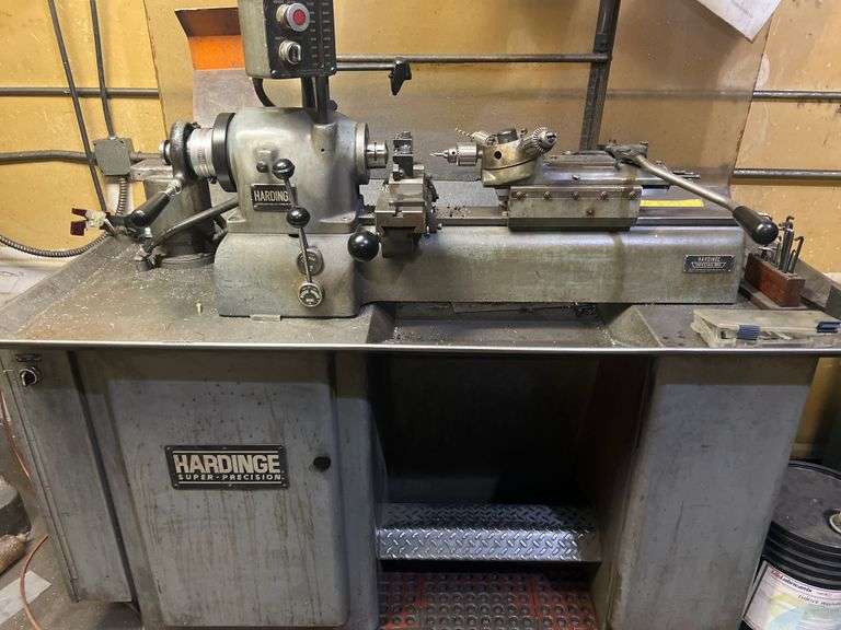HARDINGE BROTHERS INC. SUPER PRECISION METAL MILLING MACHINE MODEL DV-59/DSM-59  WITH GUSHER COOLANT PUMP