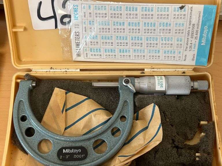 MITUTOYO OUTSIDE MICROMETER 2-3" .0001" IN CASE WITH MANUAL 103-217 OM-3"V