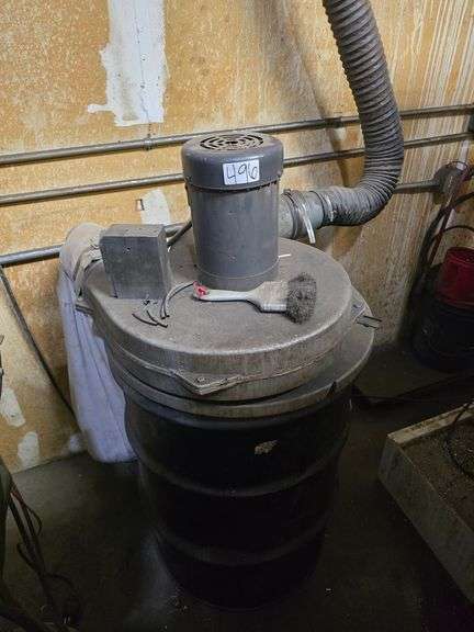 DAYTON INDUSTRIAL MOTOR 3N236E 208-220/440V VARIABLE AMP 3450 & 2850 RPMS CONNECTED TO PUMP SYSTEM WITH MANUAL INCLD.