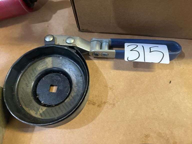 OIL FILTER WRENCH WITH OEM OIL FILTER C CAP WRENCH