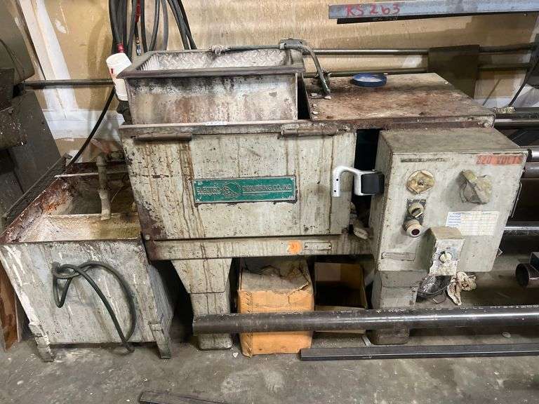 ELECTRO DEBURRING CO VIBRATORY TUMBLER FINISHING MACHINE 133-2353